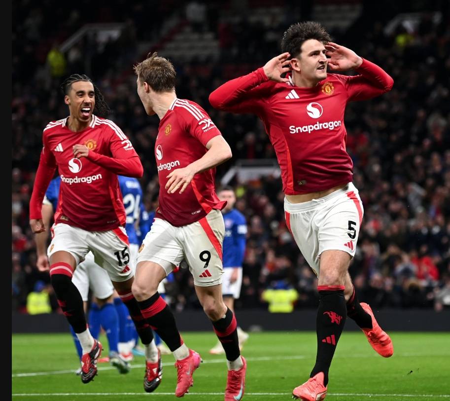 凌晨3点，曼联VS西甲第4：欧联决赛一步之遥！B费冲击金靴