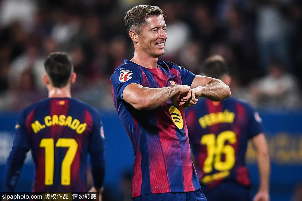 巴萨的困境与弗里克的“第二年魔咒”：真相还是迷信？